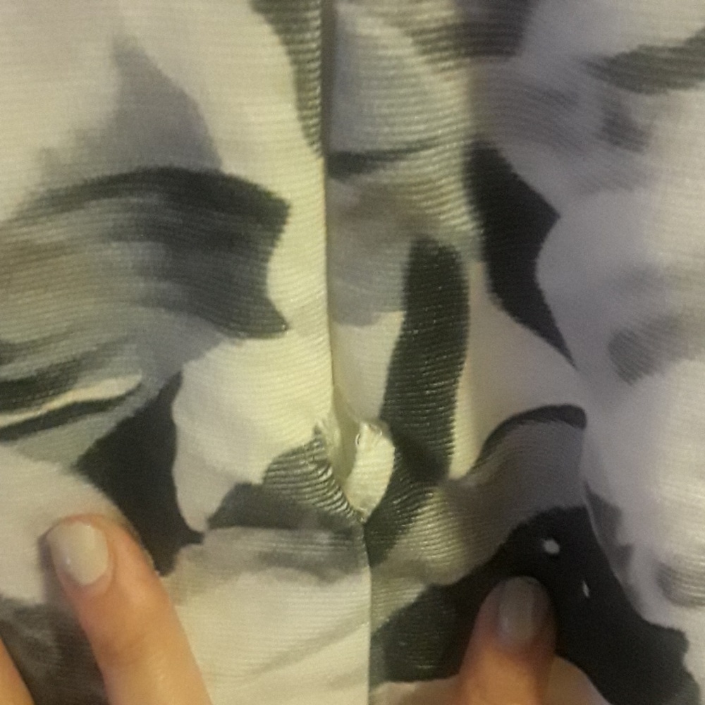 Dress - Picture 5 of 5